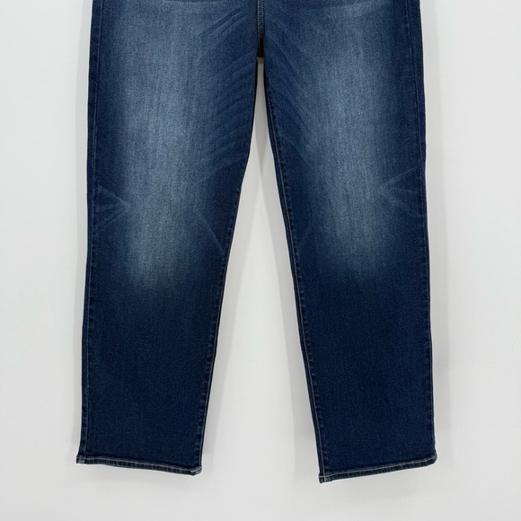 CJLA Carly Jean Chrissy Classic Vintage High Rise Straight Jeans in Dark Wash 17 - Picture 9 of 15